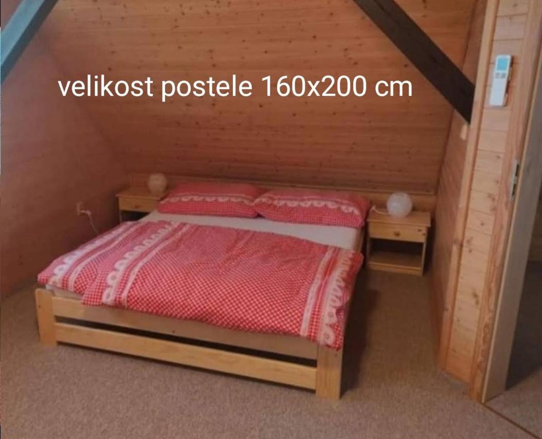Apartmanova Chata Secanda S Bazenem, U Secske Prehrady Zewnętrze zdjęcie