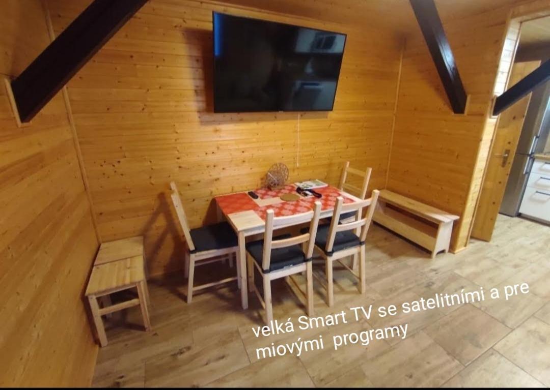 Apartmanova Chata Secanda S Bazenem, U Secske Prehrady Zewnętrze zdjęcie